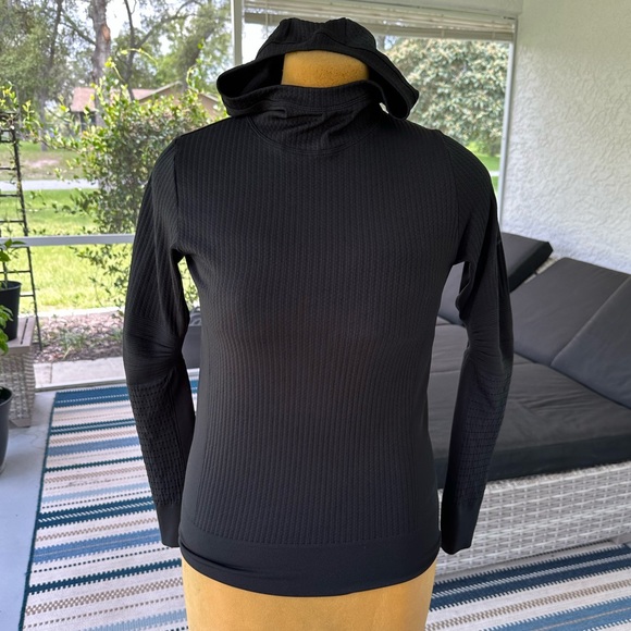 Nike Pro Hyperwarm Limitless Black Pullover - Picture 1 of 8